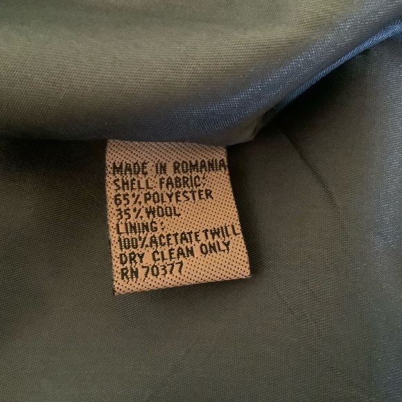 J Riggings full suit plaid size 42 L color gray and black. - Picture 3 of 14